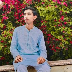 Meet your Posher, Komal